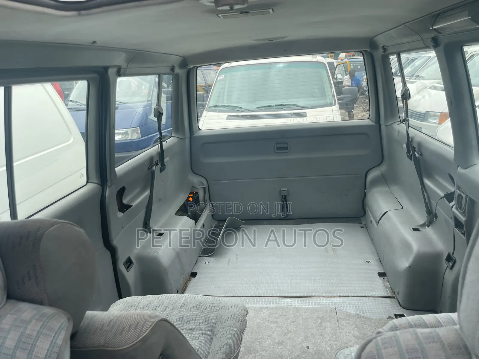 Volkswagen Transporter 2002 White