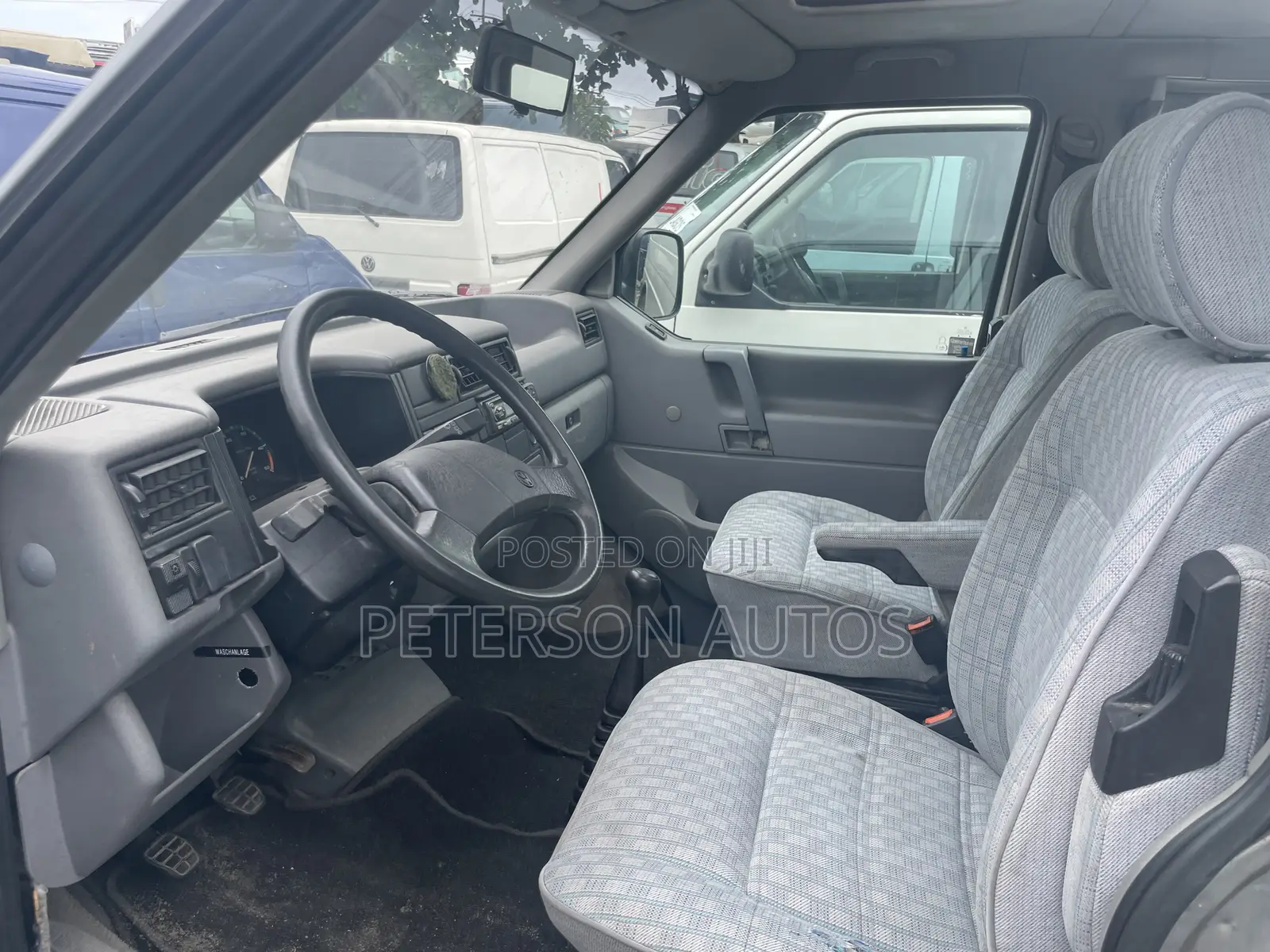 Volkswagen Transporter 2002 White