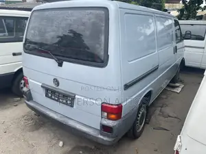 Volkswagen Transporter 2002 Silver