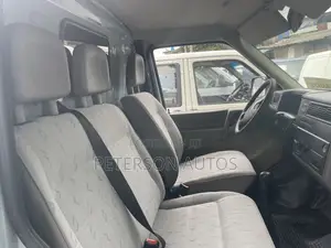 Volkswagen Transporter 2002 Silver