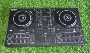 Photo - Pioneer DDJ 200