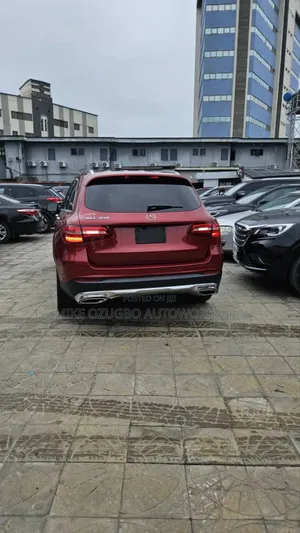 Mercedes-Benz GLC-Class 2017 Red
