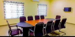 8 Seaters Office Conference Table With 2 Black End