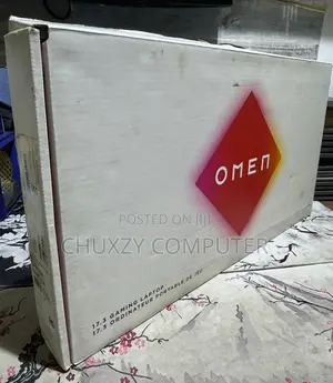 Laptop HP Omen 17-An188nr 32GB Intel Core I9 SSD 1T