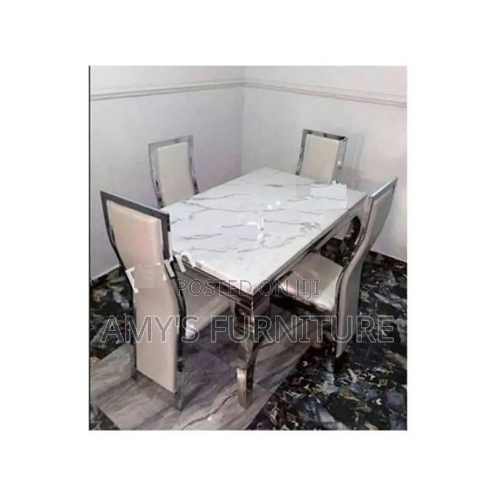 Marble Dinning Table With 4 Seats