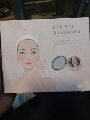 Photo - Eye Bag Massager Reduce Dark Circles and Improves Fine