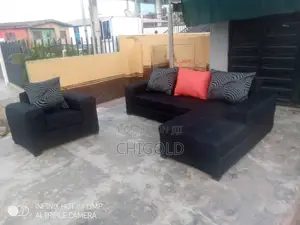 L Shaped With Single Nd Pillow
