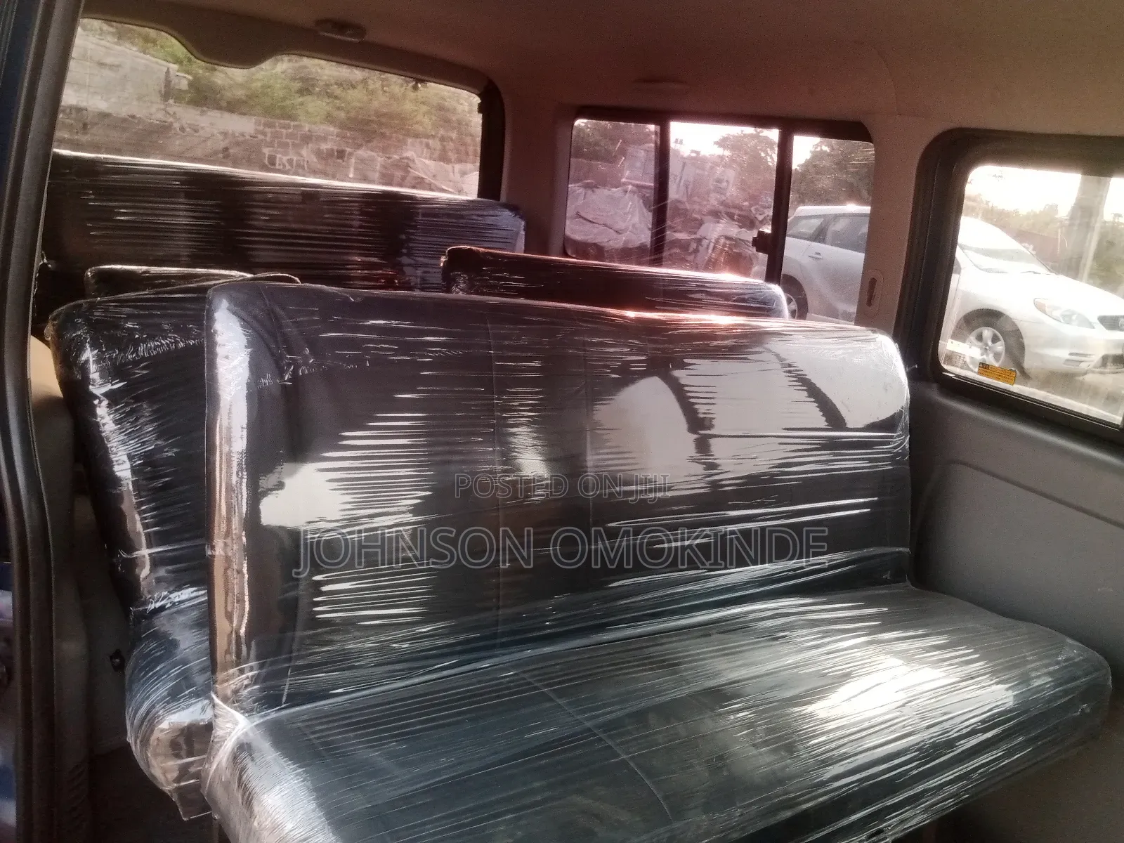 Toyota HiAce 2012 Blue