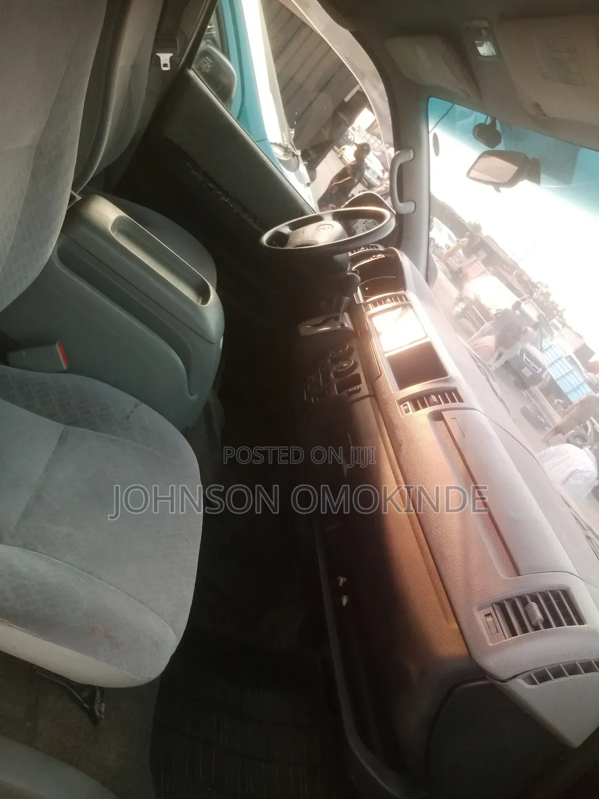 Toyota HiAce 2012 Blue