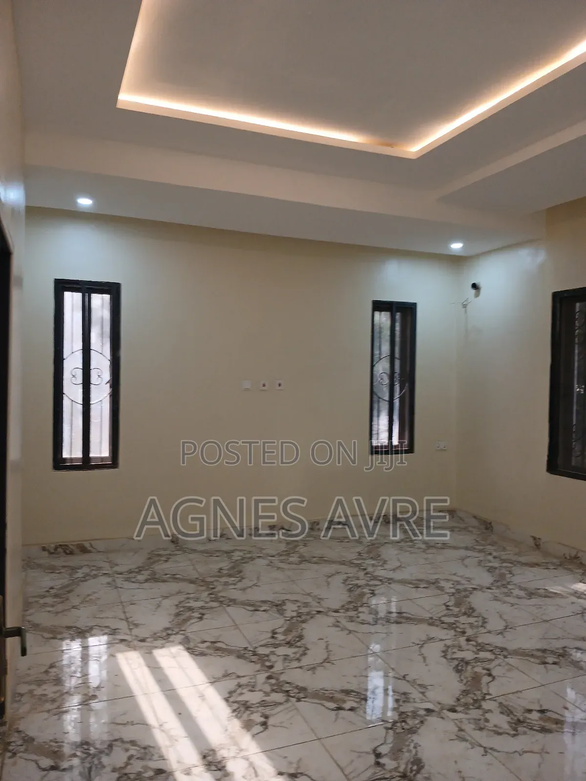 3bdrm Block of Flats in Jahi for rent