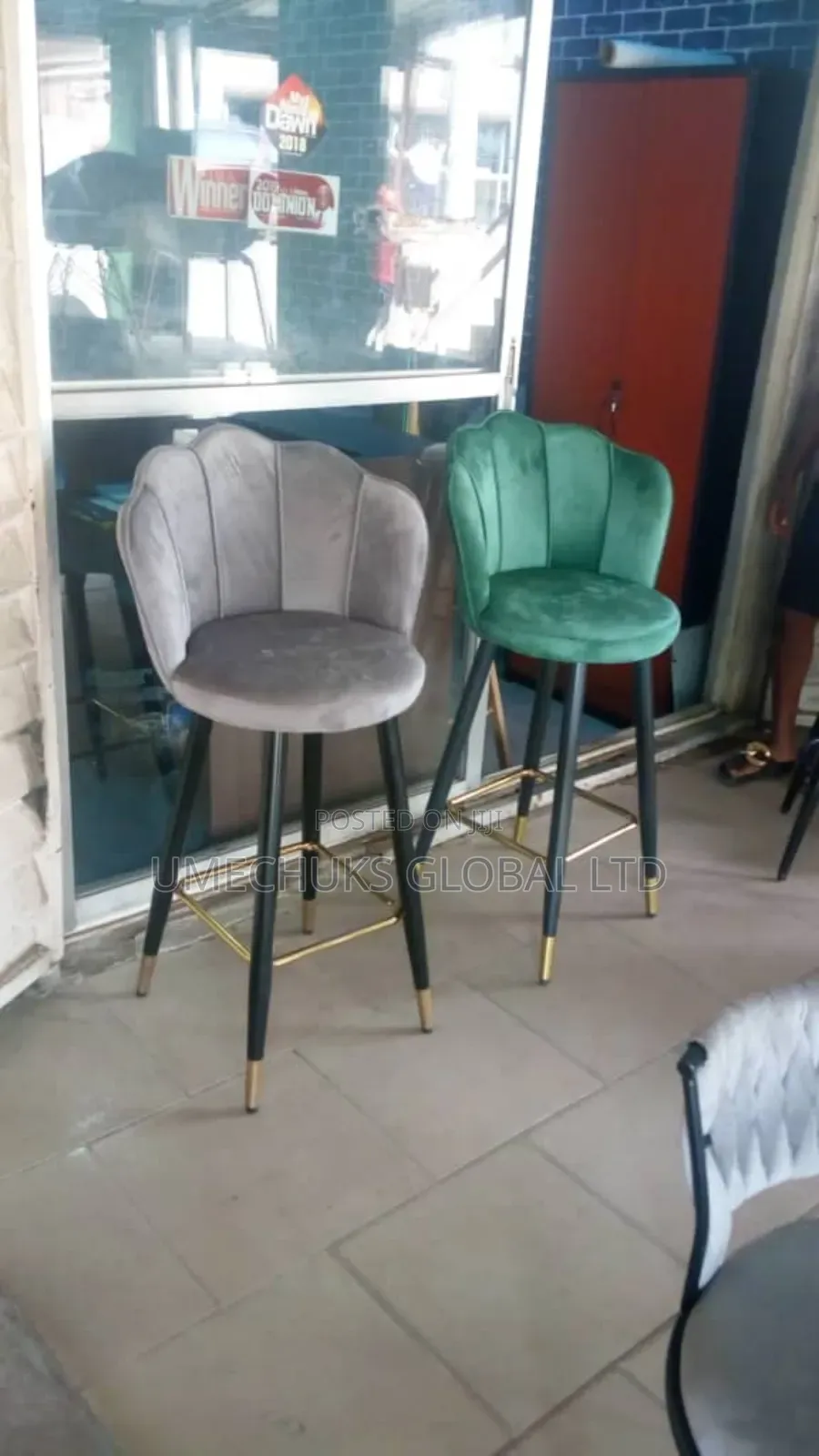 Good Quality Fabric Bar Stool for Hotel and Home Use.