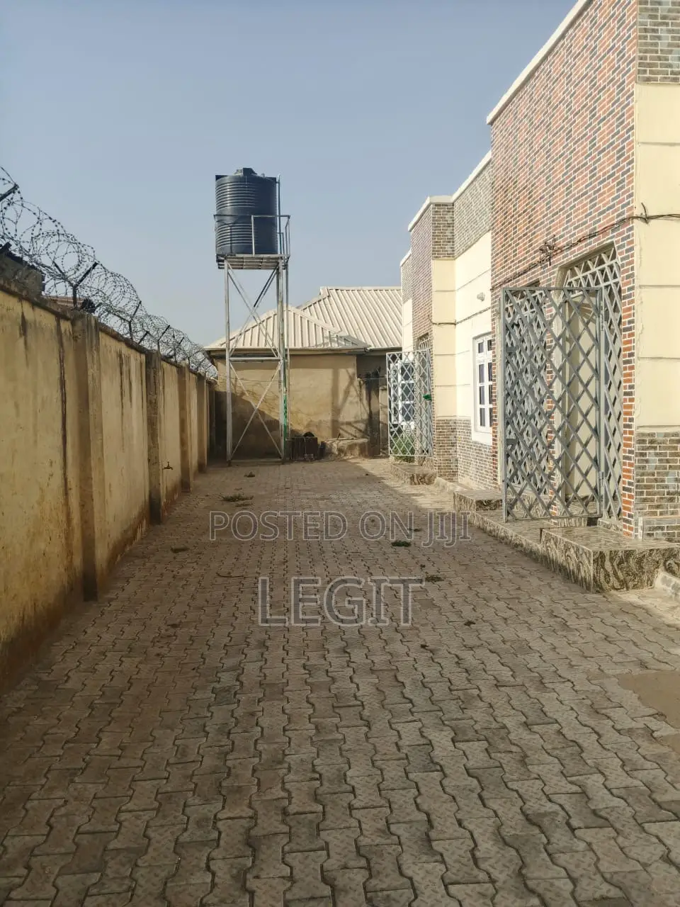 1bdrm Block of Flats in Minna for sale