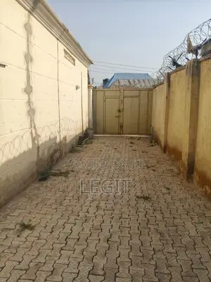 1bdrm Block of Flats in Minna for sale