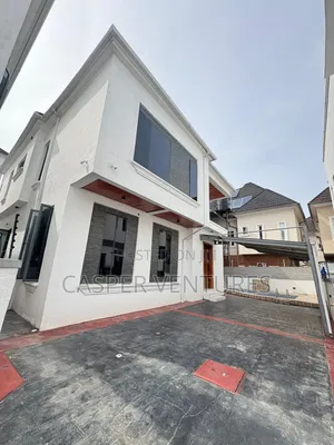5bdrm Duplex in Chevron for sale
