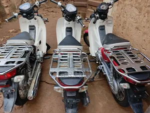 Honda 2024 Red