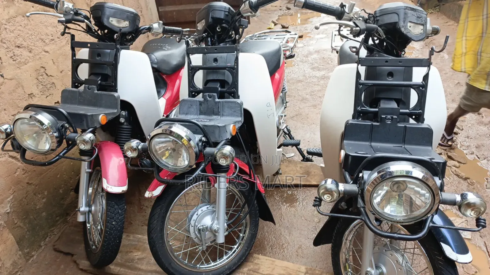 Honda 2024 Red