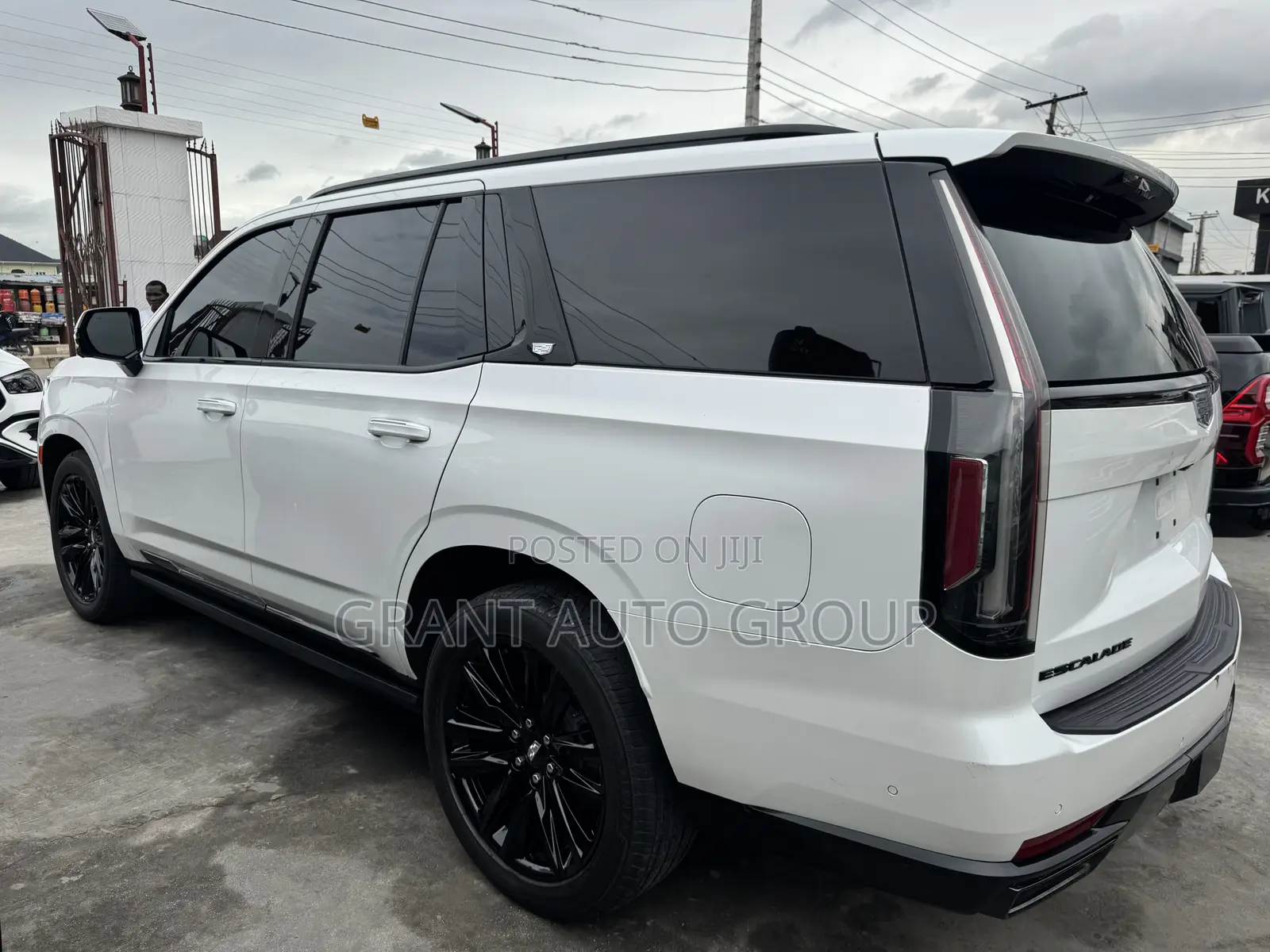 Cadillac Escalade 2022 White