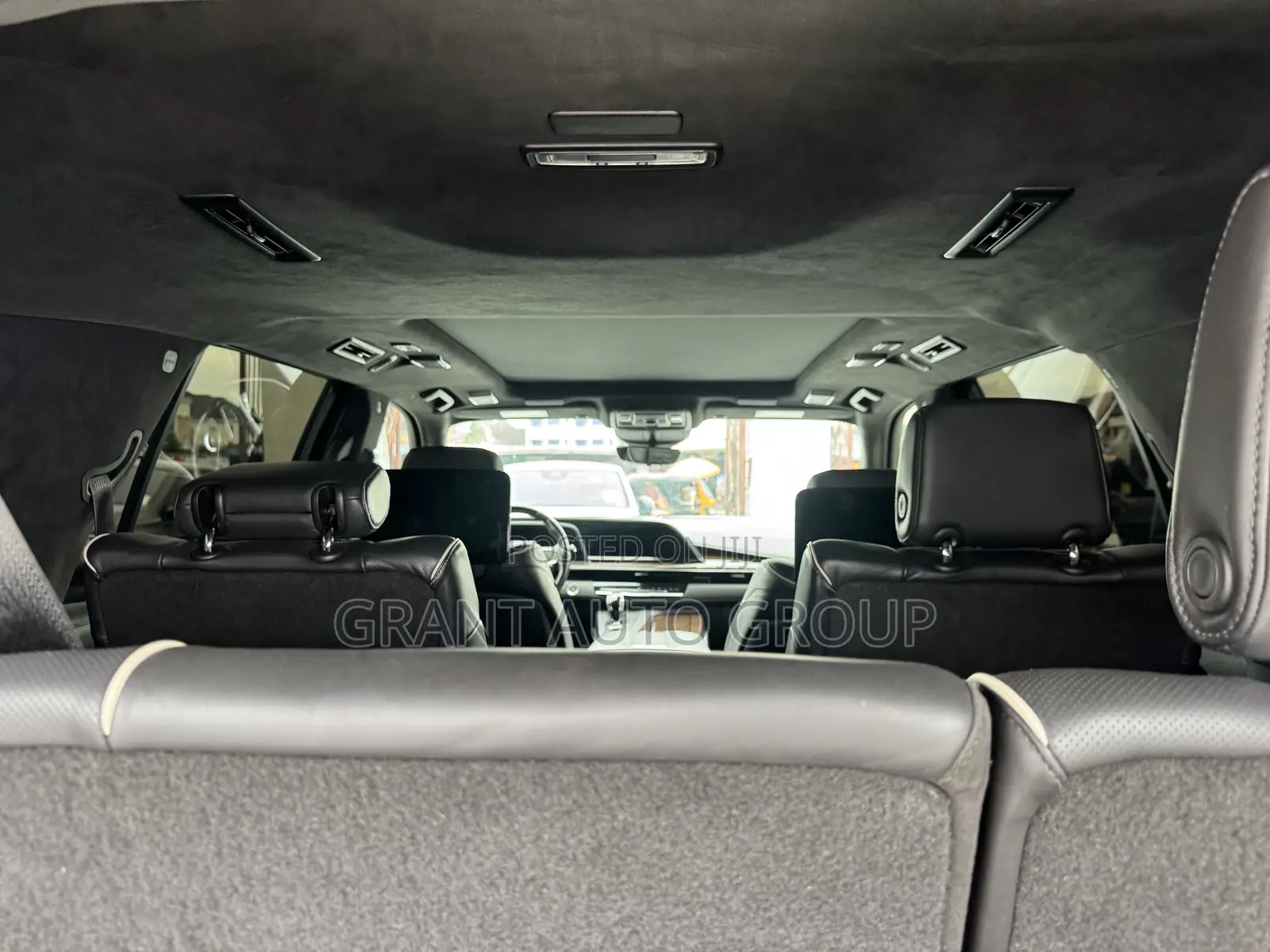 Cadillac Escalade 2022 White