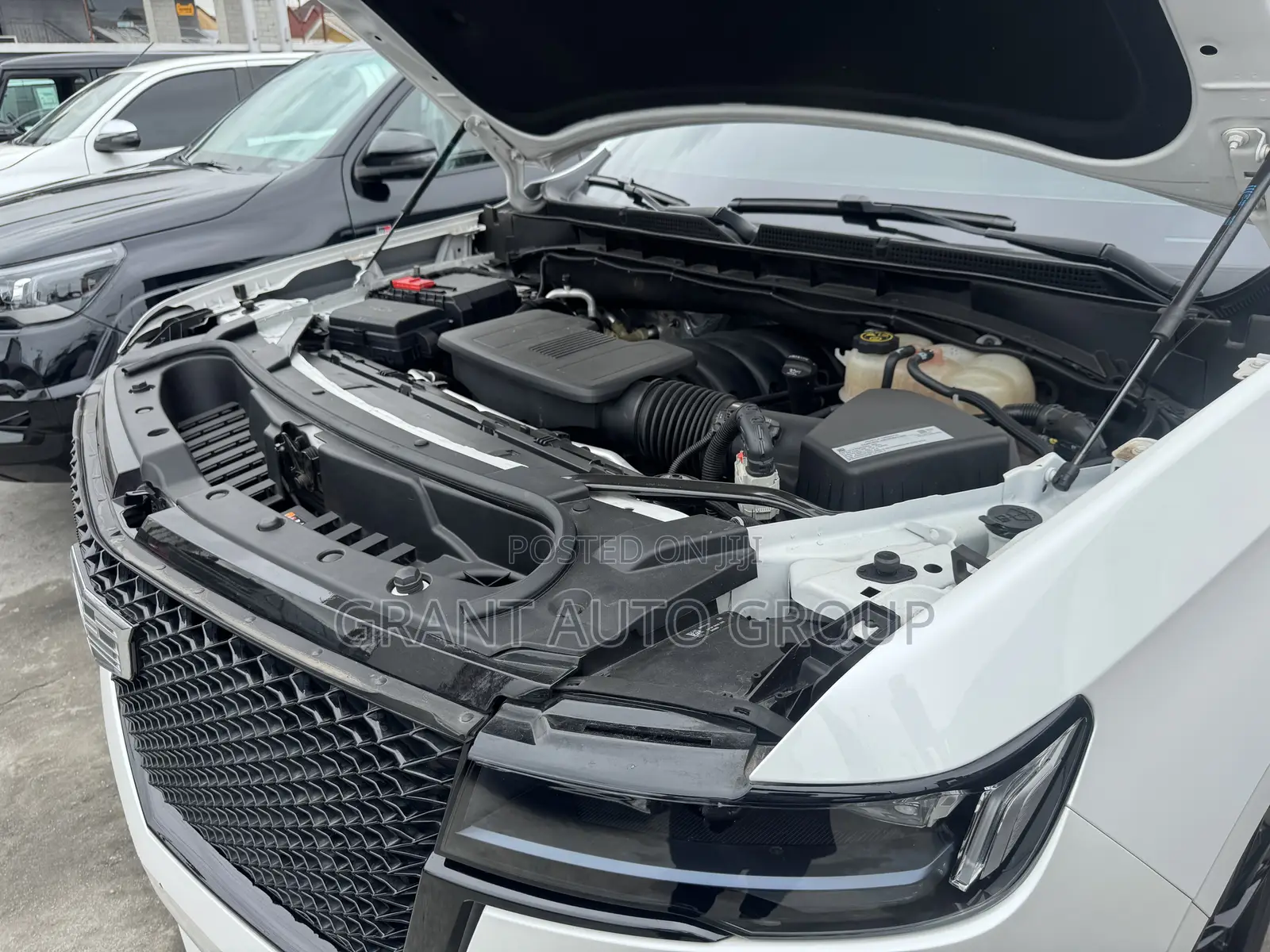 Cadillac Escalade 2022 White