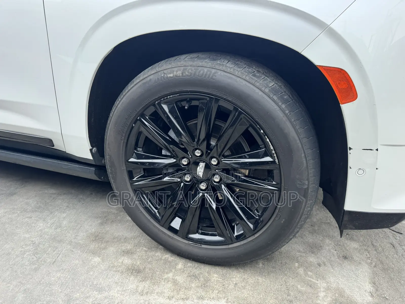 Cadillac Escalade 2022 White