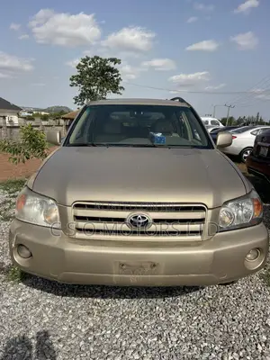 Photo - Toyota Highlander V6 4x4 2006 Gold