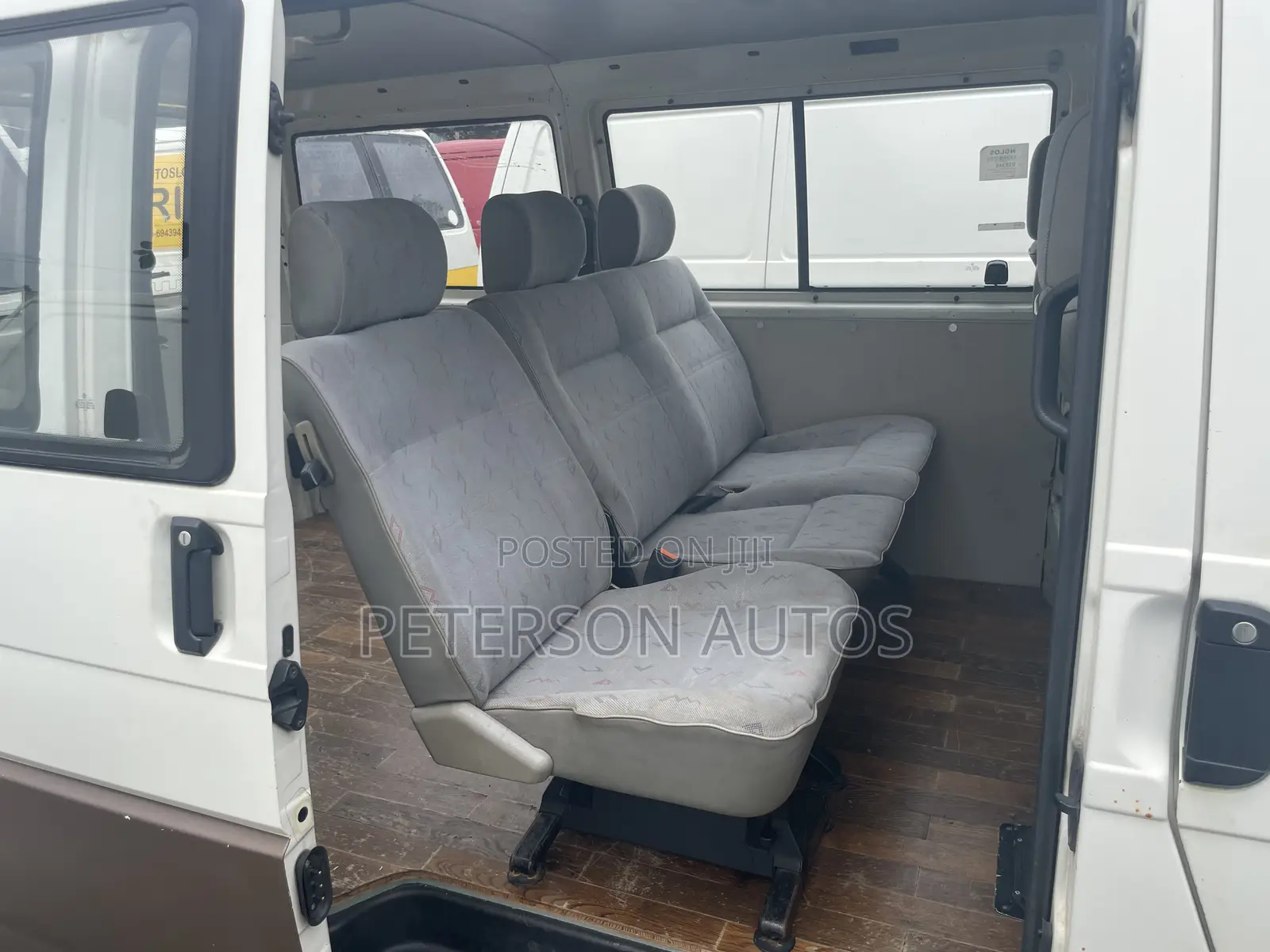 Volkswagen Transporter 2002 White