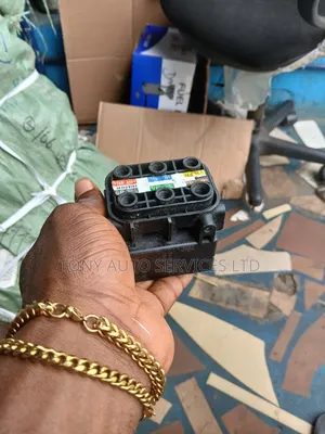 Photo - Mercedes-Benz Air Suspension Solenoid Valve