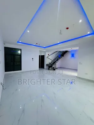 Furnished 4bdrm Duplex in Anthony Village for sale