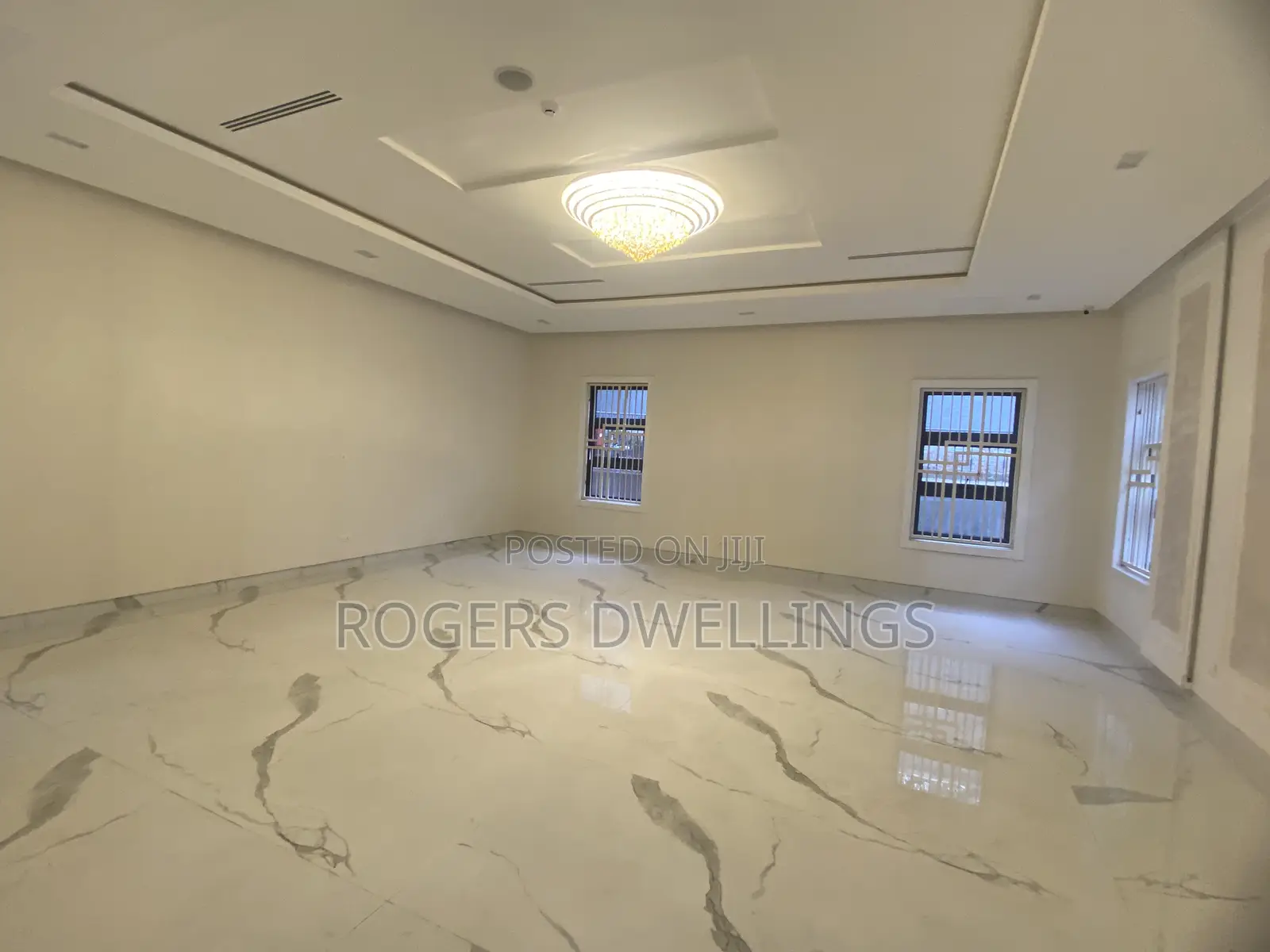 9bdrm Duplex in Maitama for sale