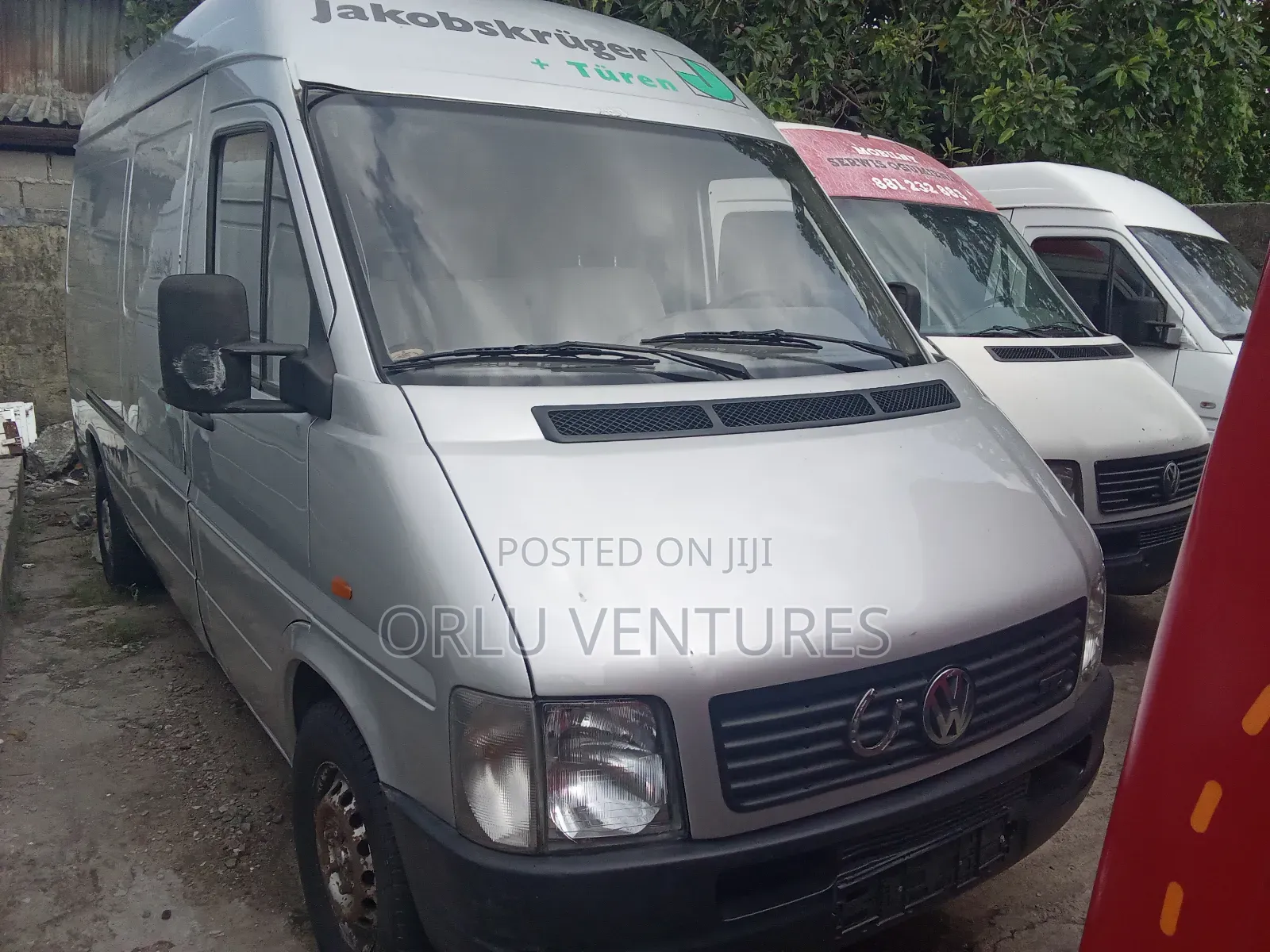 Volkswagen LT 2000 White