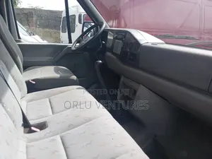 Volkswagen LT 2000 White