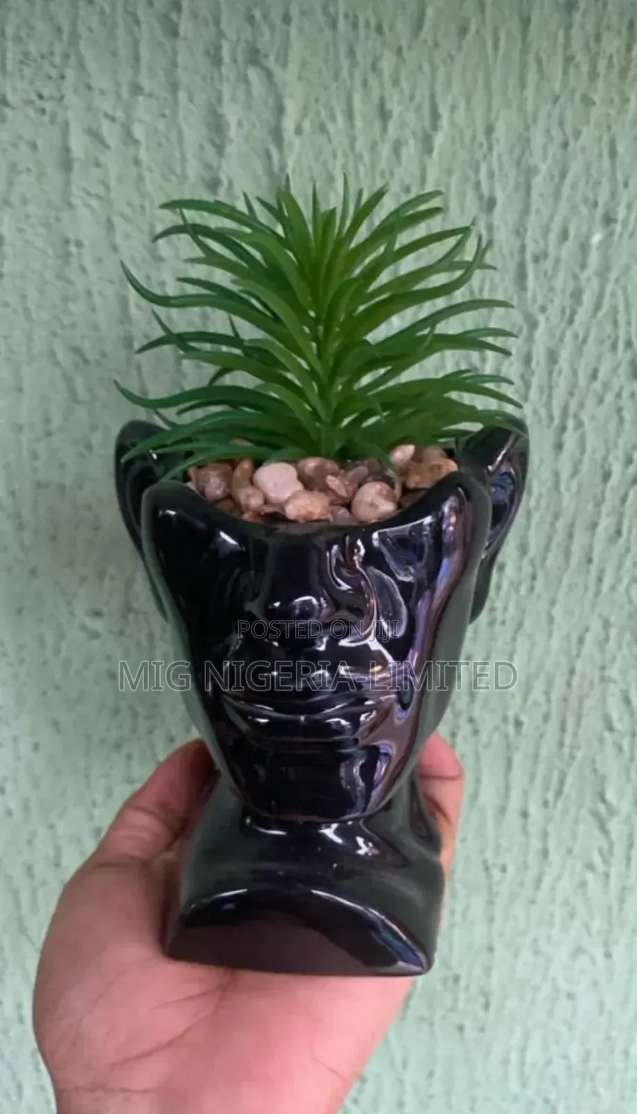 Table Top Ceramic Black Vase Artificial Flowers Decorations