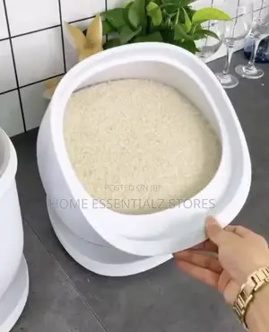 Flipping Grain Rice Bucket