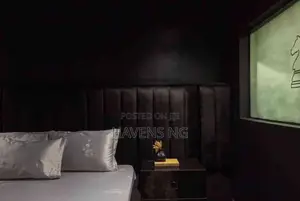 Luxury 1-Bedroom Apartment