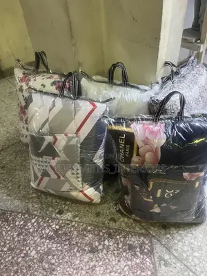 Complete Set of 6/6 Bedsheets ,4pillows and Duvet