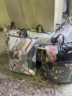 Complete Set of 6/6 Bedsheets ,4pillows and Duvet
