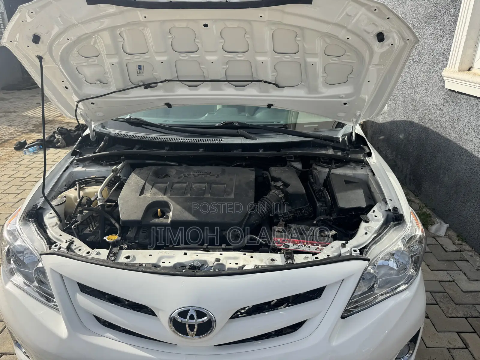 Toyota Corolla 2013 White