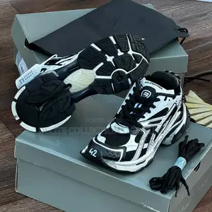 High Quality Balenciaga Sneakers 