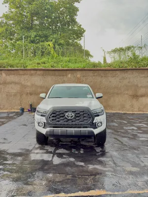 Toyota Tacoma TRD Off Road 2022 White