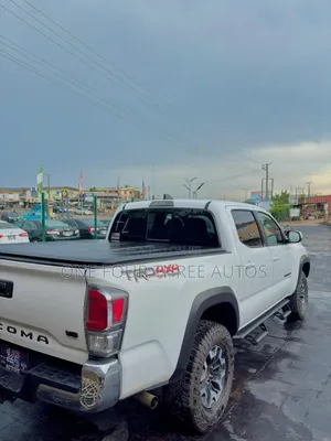 Toyota Tacoma TRD Off Road 2022 White