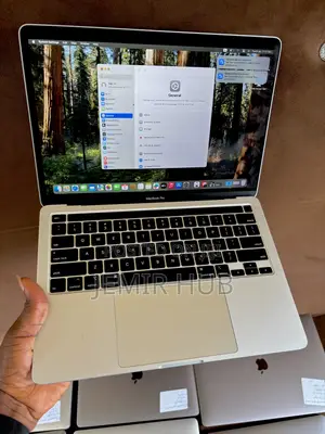 Laptop Apple MacBook Pro 2020 16GB Intel Core I5 SSD 512GB