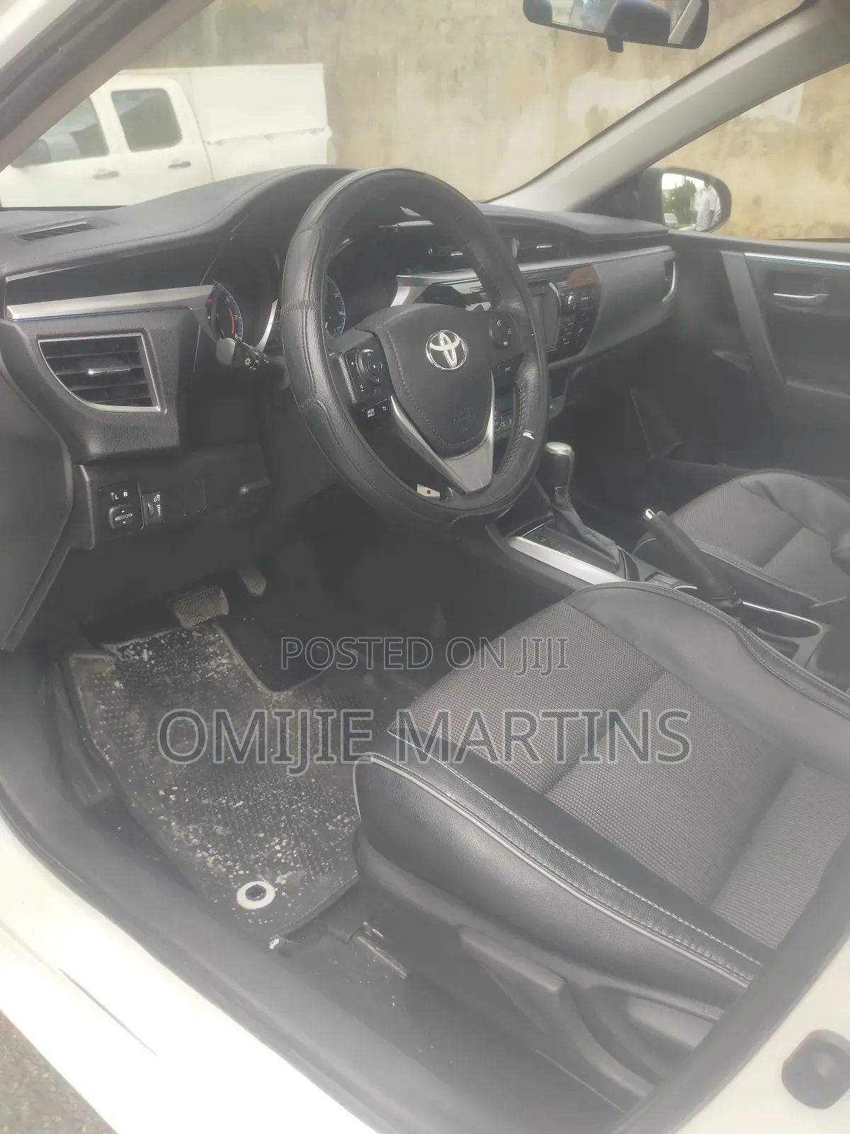 Toyota Corolla 2014 White