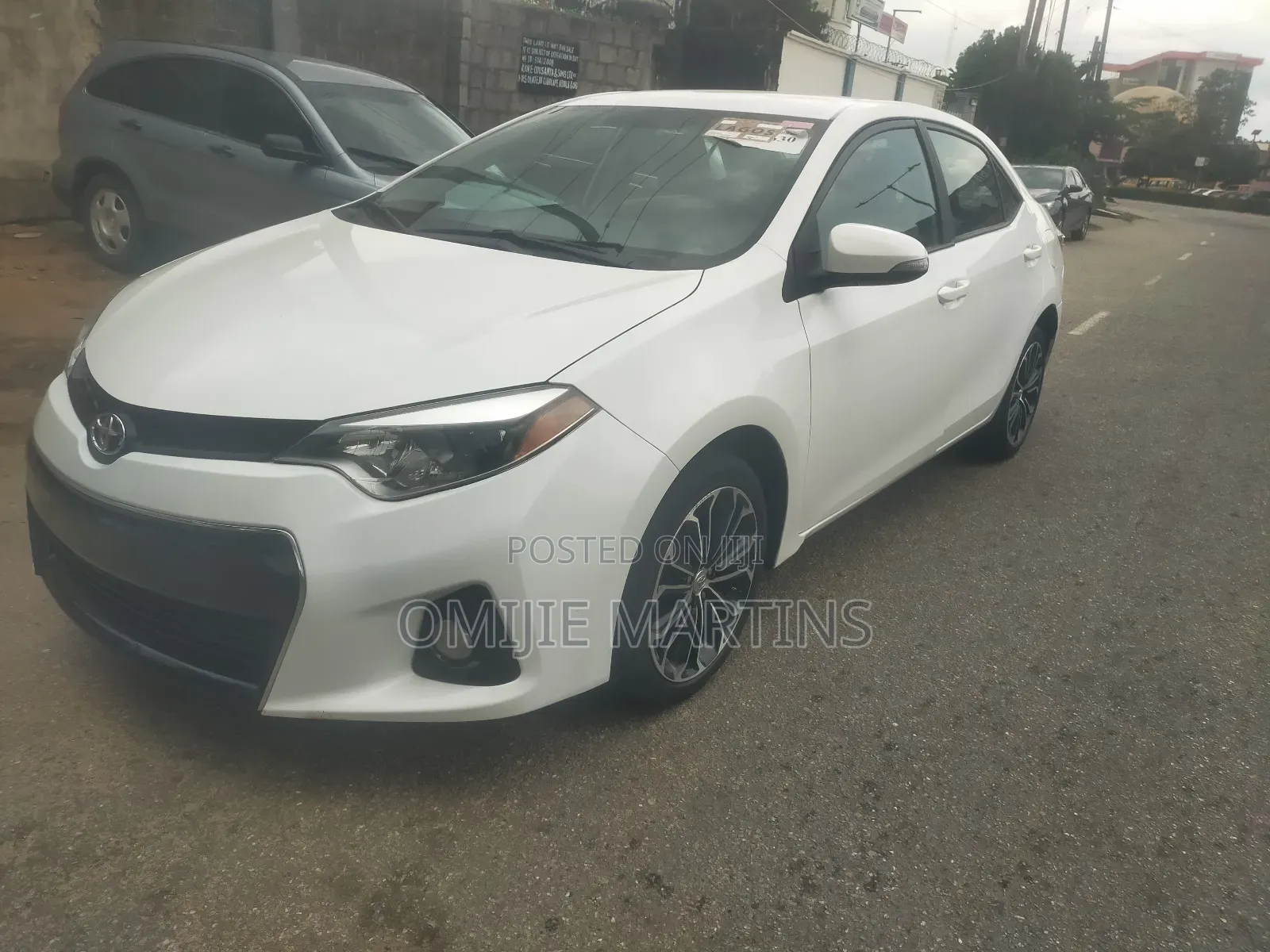 Toyota Corolla 2014 White