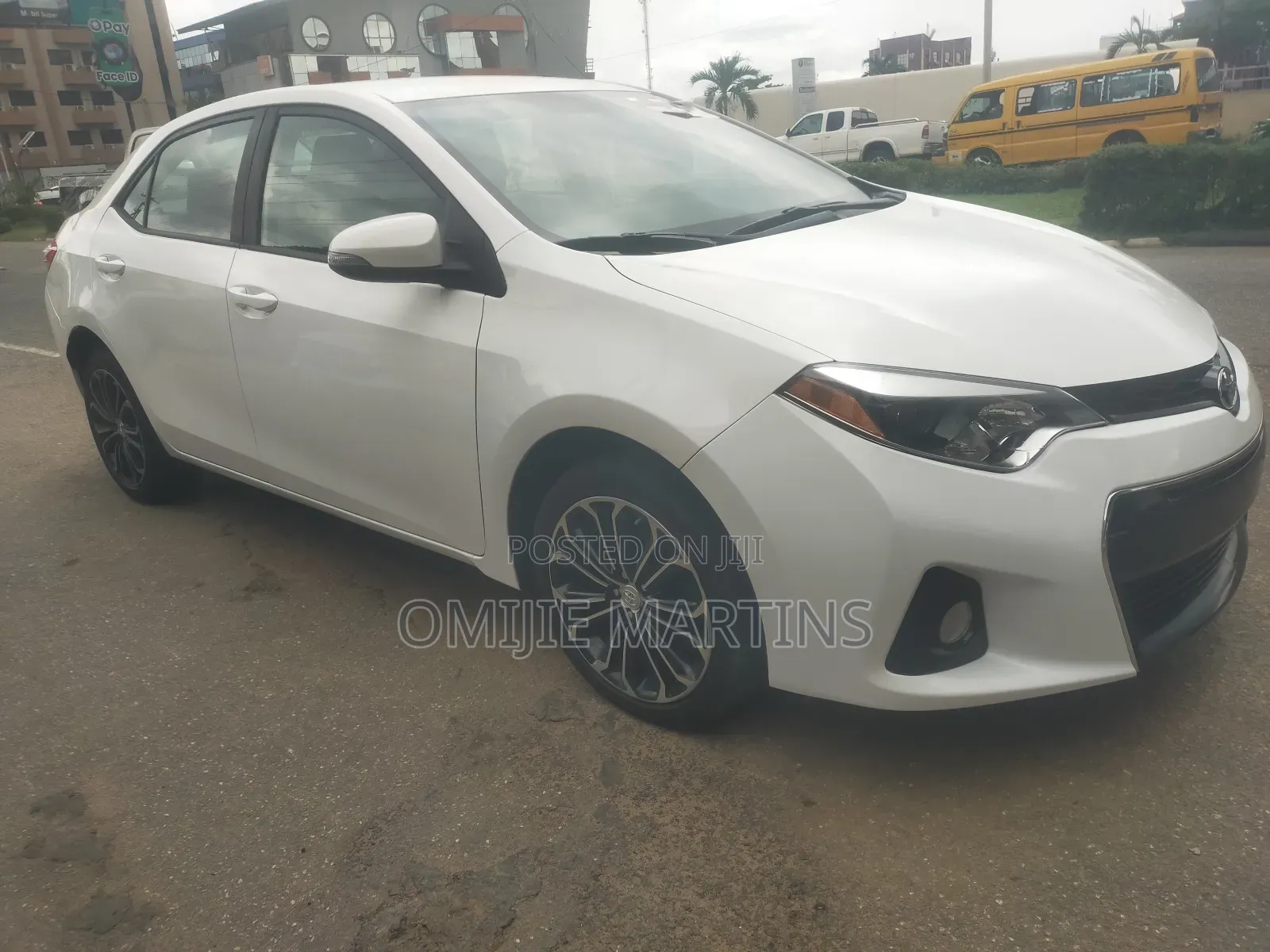 Toyota Corolla 2014 White