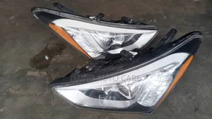 Hyundai Santafe 2012 Head Lamp Set