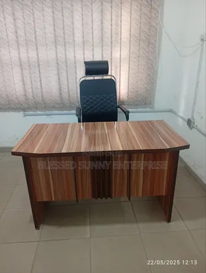 Executive Office Table 4ft With Chair