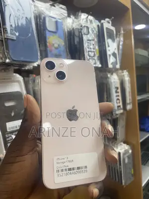 Apple iPhone 13 128 GB Pink