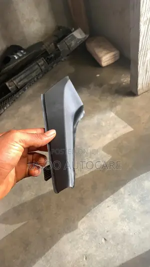 Windscreen Chrome Rav4 2014 2017
