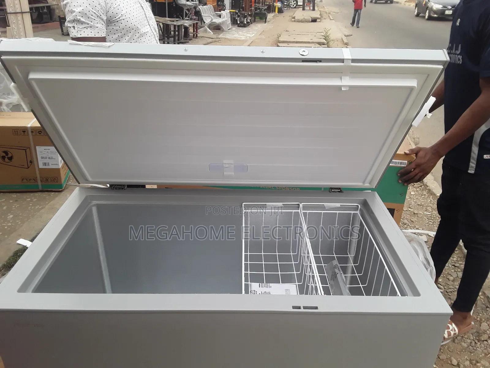 Hisense Chest Freezer 390sh