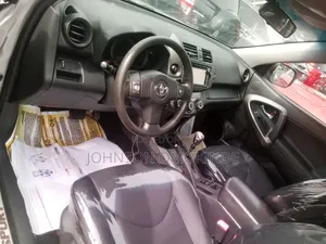 Toyota RAV4 2.5 Sport 2011 Silver